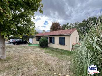 Vente maison 4 pièces Saint-Pierre-Montlimart 49