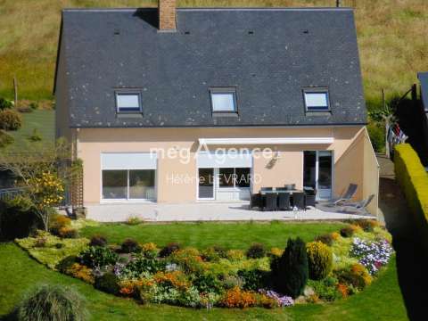Vente maison 8 pièces Saint-Pierre-sur-Orthe 53