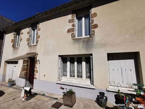 Vente maison 4 pièces Saint-Pierre-sur-Orthe 53