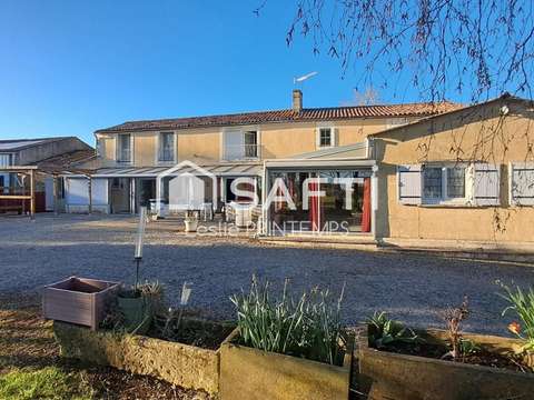 Vente maison 9 pièces Saint-Pompain 79
