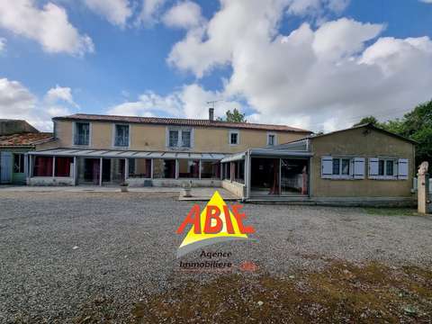 Vente maison 8 pièces Saint-Pompain 79