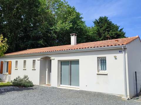 Vente maison 5 pièces Saint-Porchaire 17