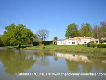 Vente maison 6 pièces Saint-Prouant 85