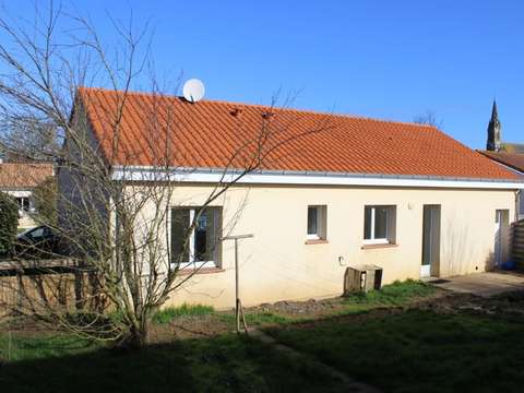Vente maison 5 pièces Saint-Quentin-en-Mauges 49