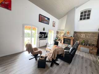Vente maison 8 pièces