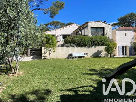 Vente maison 5 pièces Saint-Raphaël 83