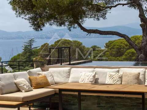 Vente maison 7 pièces Saint-Raphaël 83