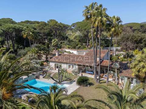 Vente maison 10 pièces Saint-Raphaël 83