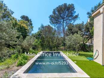 Vente maison 6 pièces Saint-Raphaël 83