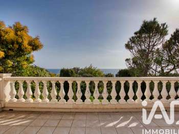 Vente maison 4 pièces Saint-Raphaël 83