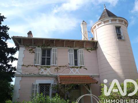 Vente maison 5 pièces Saint-Raphaël 83