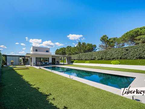 Vente maison 6 pièces Saint-Raphaël 83