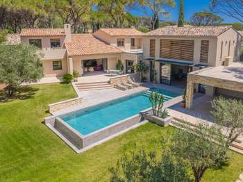 Vente maison 8 pièces Saint-Raphaël 83