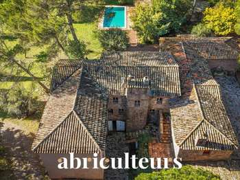 Vente maison 8 pièces Saint-Raphaël 83