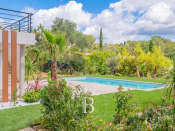 Vente maison 6 pièces Saint-Raphaël 83