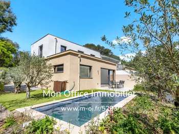 Vente maison 6 pièces Saint-Raphaël 83