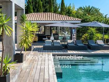 Vente Maison 5 chambresSaint-Raphaël