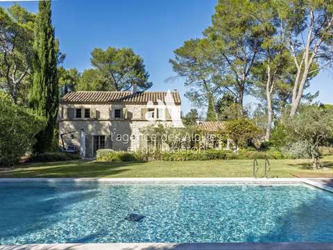 Vente maison 11 pièces Saint-Rémy-de-Provence 13