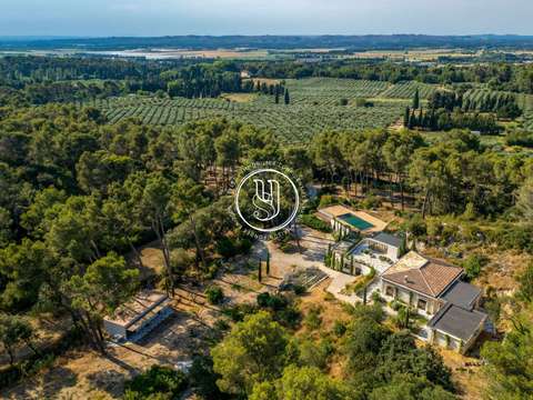 Vente maison 8 pièces Saint-Rémy-de-Provence 13