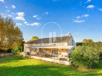 Vente maison 8 pièces Saint-Rémy-de-Provence 13