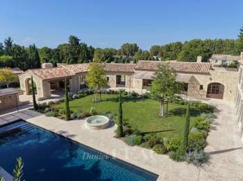 Vente maison 11 pièces Saint-Rémy-de-Provence 13