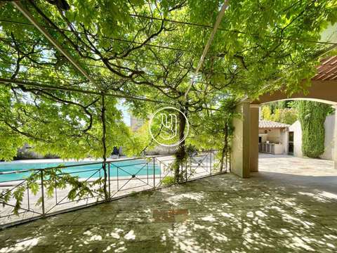 Vente maison 7 pièces Saint-Rémy-de-Provence 13