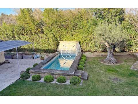 Vente maison 8 pièces Saint-Rémy-de-Provence 13