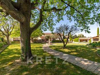 Vente maison 8 pièces Saint-Rémy-de-Provence 13