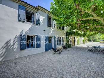 Vente Maison 5 chambresSaint-Rémy-de-Provence