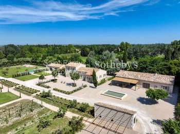 Vente maison 10 pièces Saint-Rémy-de-Provence 13