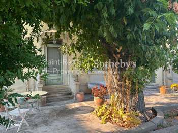 Maison 5 pièces 80 m² · à Saint-Rémy-de-Provence · 80 m² · 742 000 €