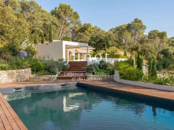Maison 15 pièces 298 m² · à Saint-Rémy-de-Provence · 298 m² · 3 600 000 €