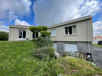 Vente maison 4 pièces Saint-Rémy-en-Mauges 49