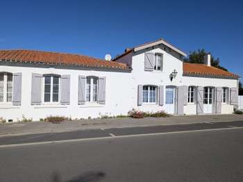 Vente maison 7 pièces Saint-Révérend 85