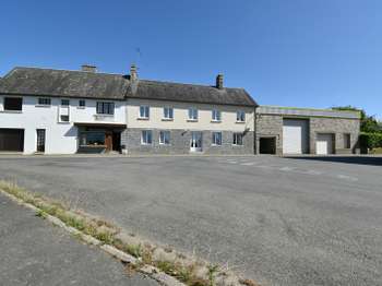 Vente maison 12 pièces Saint-Roch-sur-Égrenne 61