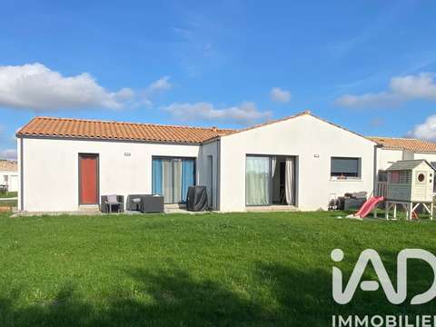Vente maison 4 pièces Saint-Romain-de-Benet 17