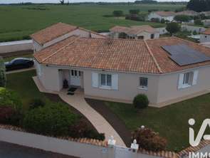 Vente Maison 7 piècesSaint-Romain-de-Benet