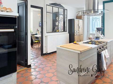 Vente maison 8 pièces
