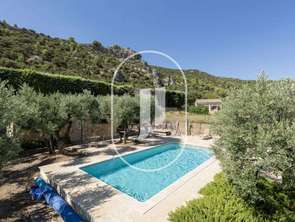 Vente Maison 5 chambresSaint-Saturnin-lès-Apt