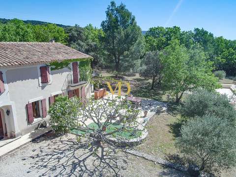 Vente maison 5 pièces Saint-Saturnin-lès-Apt 84
