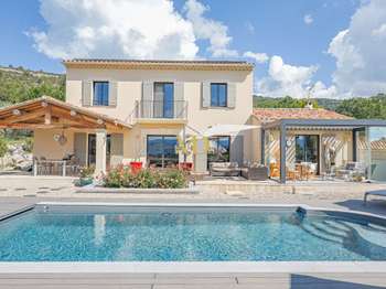 Vente maison 7 pièces Saint-Saturnin-lès-Apt 84