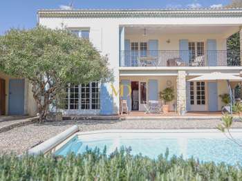 Vente maison 8 pièces Saint-Saturnin-lès-Apt 84