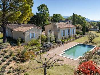 Vente Maison 7 chambresSaint-Saturnin-lès-Apt