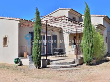 Maison 8 pièces 228 m² · à Saint-Saturnin-lès-Apt · 228 m² · 645 000 €