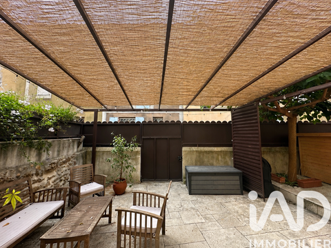 Vente maison 5 pièces Saint-Saturnin-lès-Avignon 84