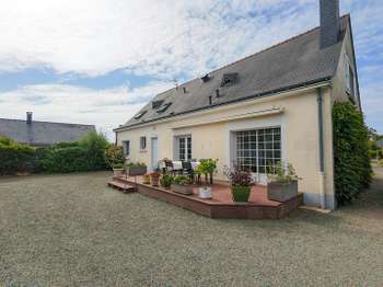 Vente maison 7 pièces Saint-Saturnin-sur-Loire 49
