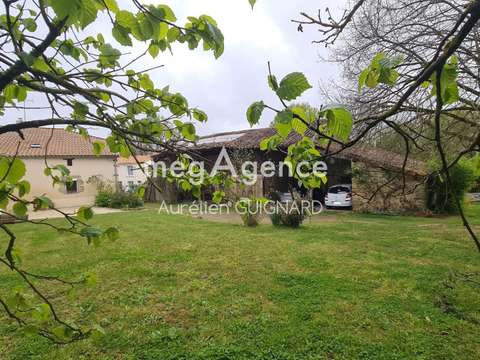 Vente maison 10 pièces Saint-sauveur 79