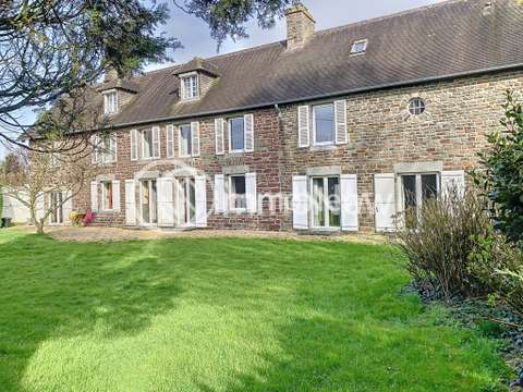 Vente maison 10 pièces Saint-Sauveur-la-Pommeraye 50