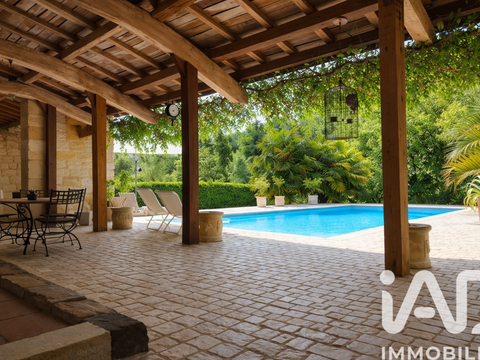 Vente maison 7 pièces Saint-Savin 33