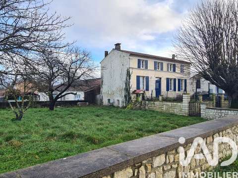 Vente maison 6 pièces Saint-Savinien 17